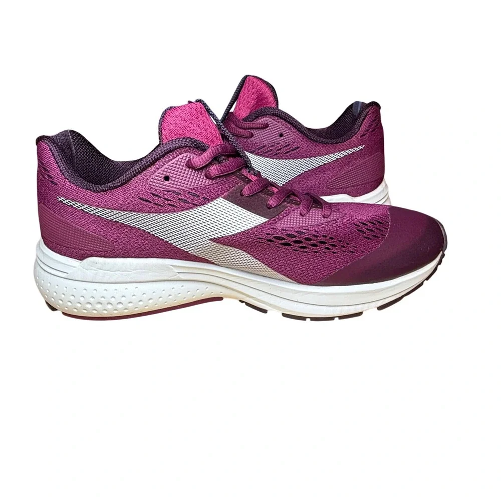 Diadora Kuruka 4 Womens Running Shoes Plum Magenta White Sneakers 101.174884‎ 8